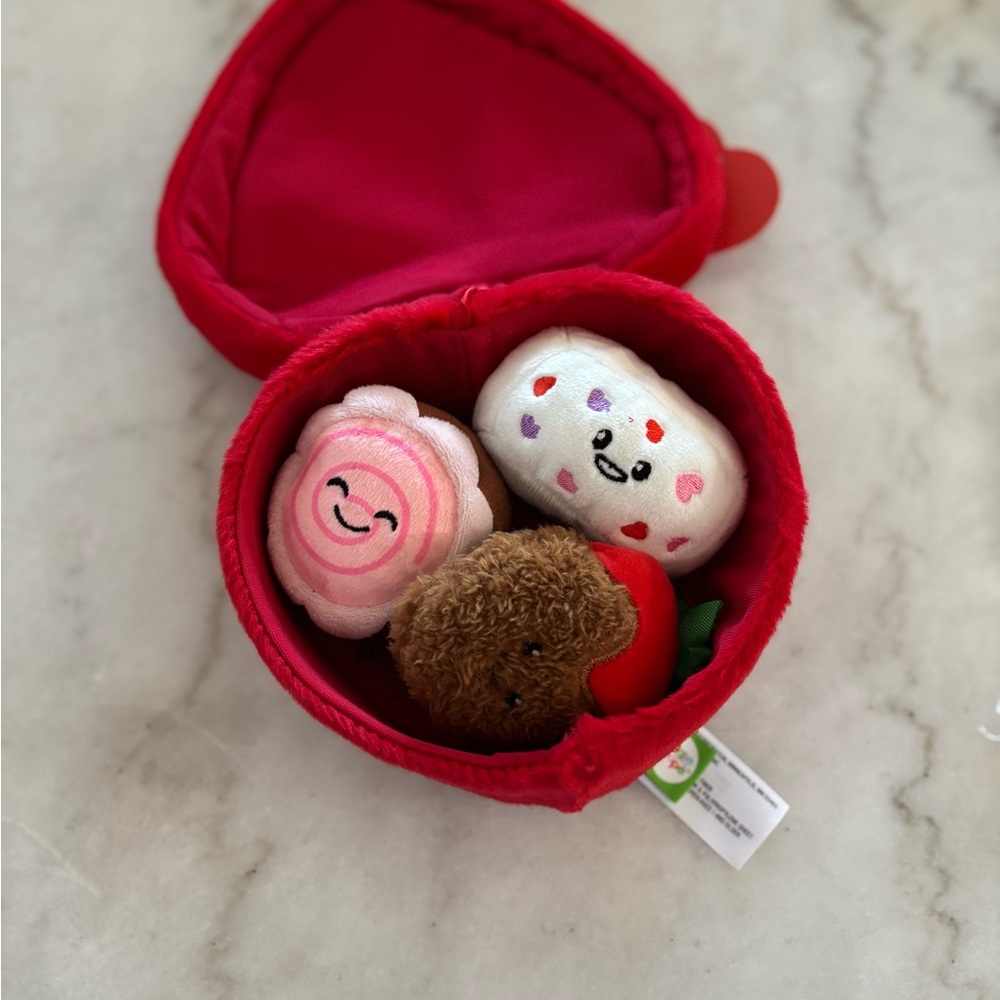 Chocolate Box Plush 4pc - Gigglescape